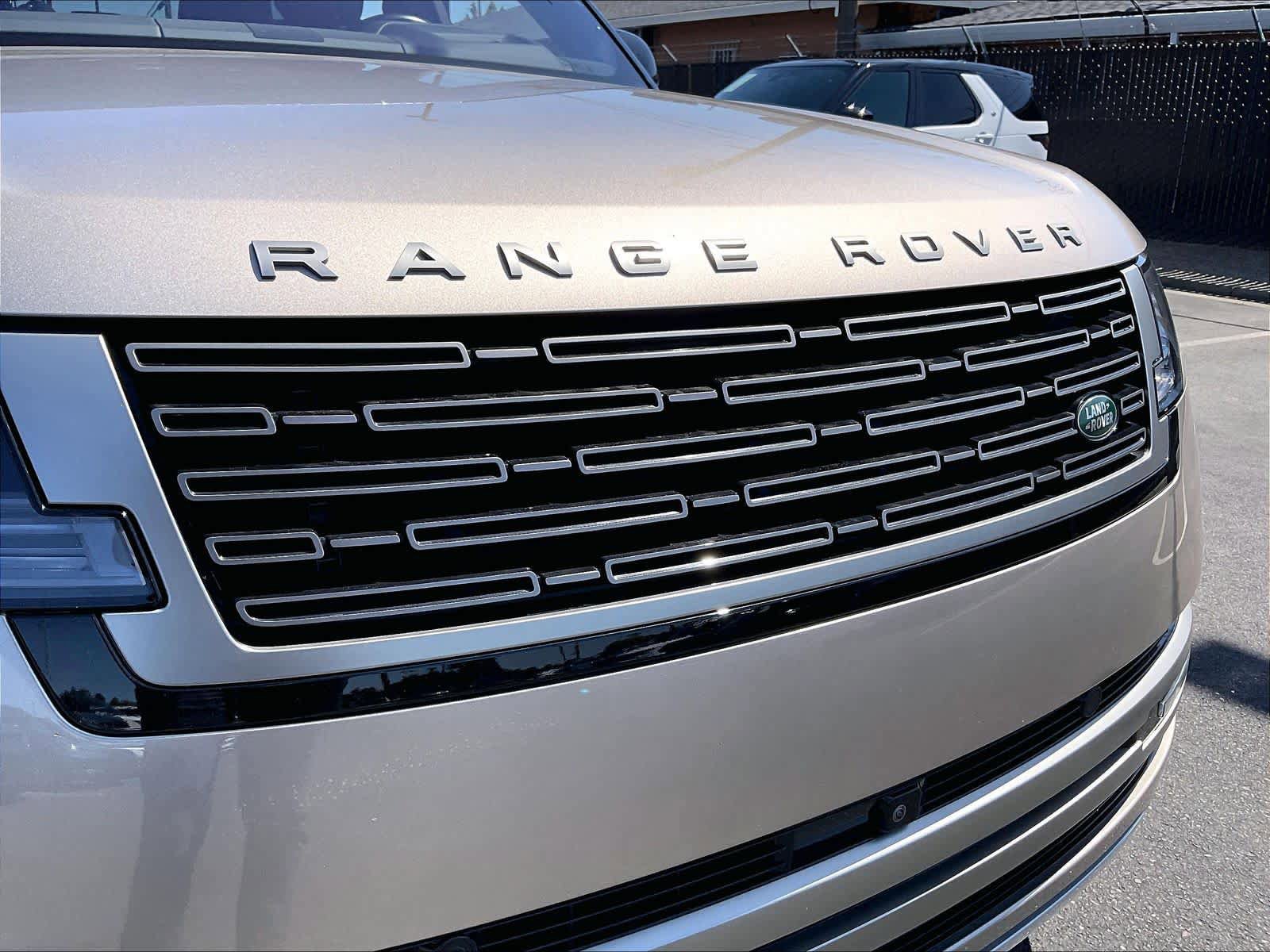 Used 2023 Land Rover Range Rover SE AWD/4WD image 32