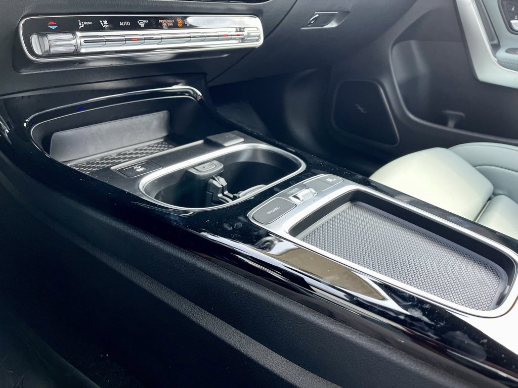 Used 2025 Mercedes-Benz CLA 35 AMG 4MATIC image 44