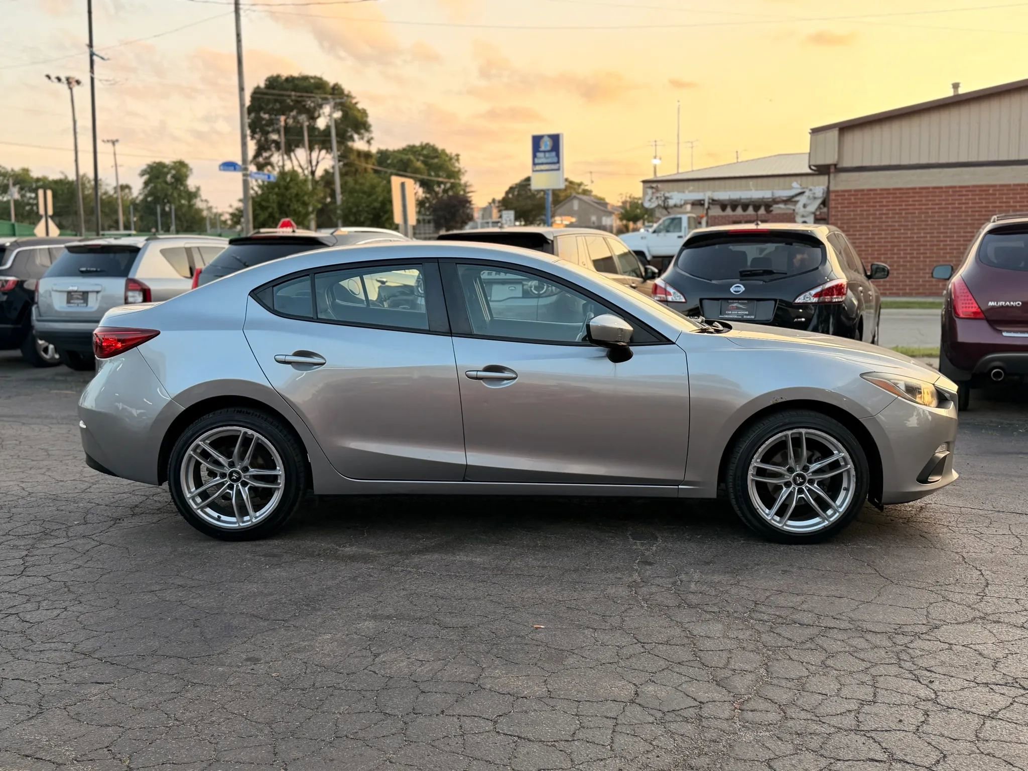 Used 2015 MAZDA MAZDA3 i Sport FWD image 18