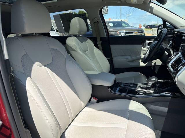 Certified 2023 Kia Sorento SX AWD/4WD image 26