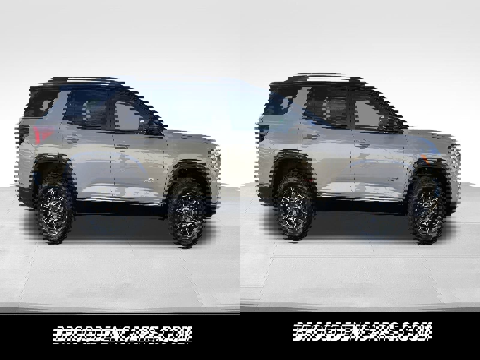 New 2026 GMC Terrain AT4 w/ Technology Package II image 2