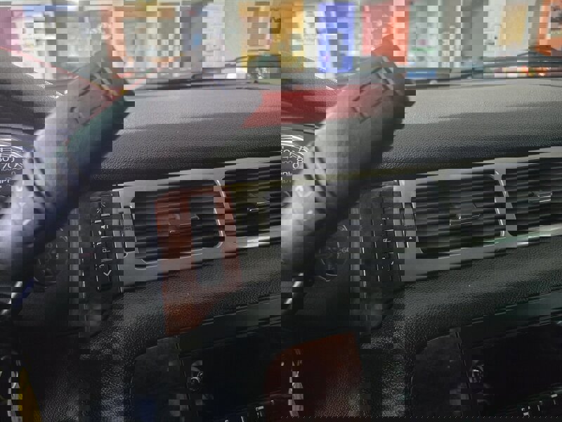 Used 2011 Chevrolet Avalanche LS image 19