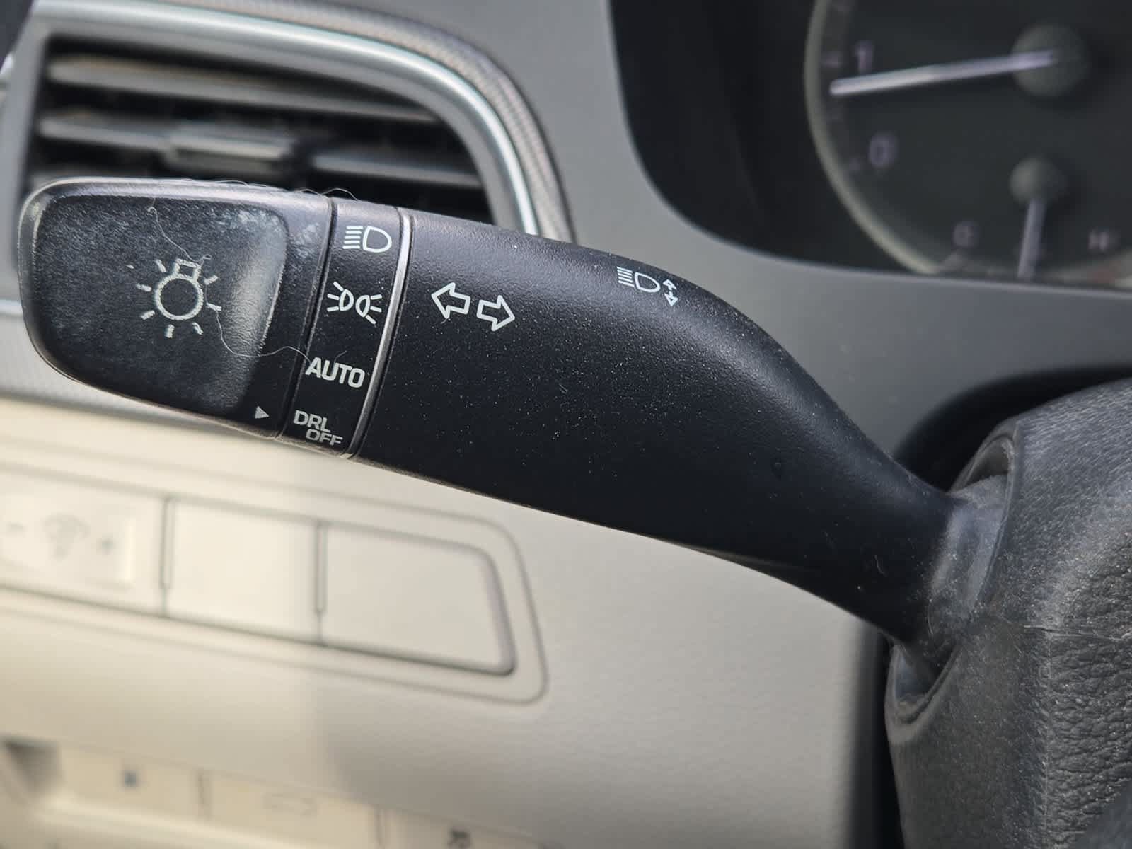 Used 2015 Hyundai Sonata Sport FWD image 26