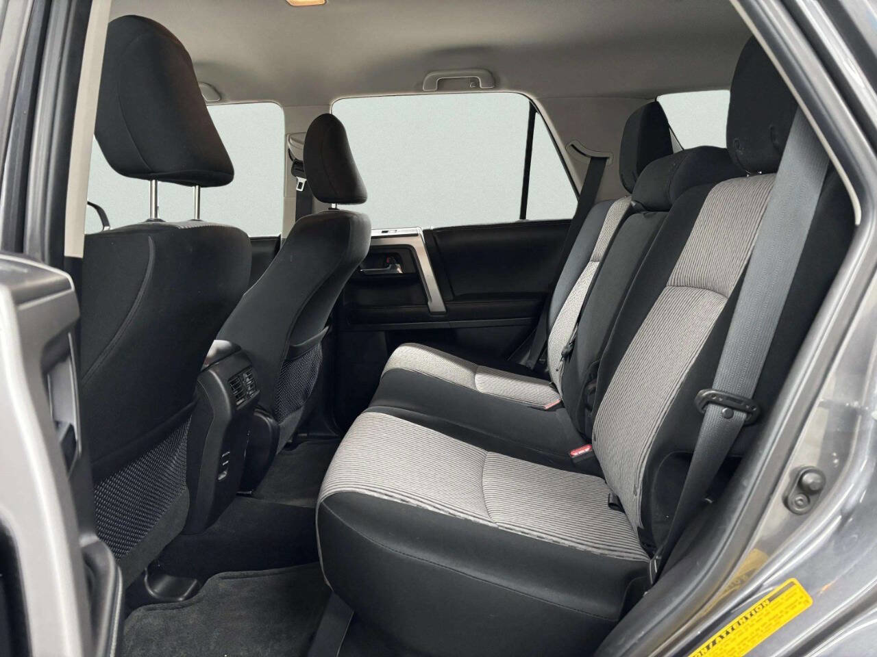 Used 2014 Toyota 4Runner SR5 image 17