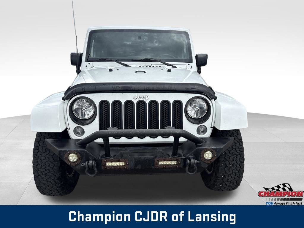 Used 2016 Jeep Wrangler Unlimited Rubicon w/ Connectivity Group AWD/4WD image 11