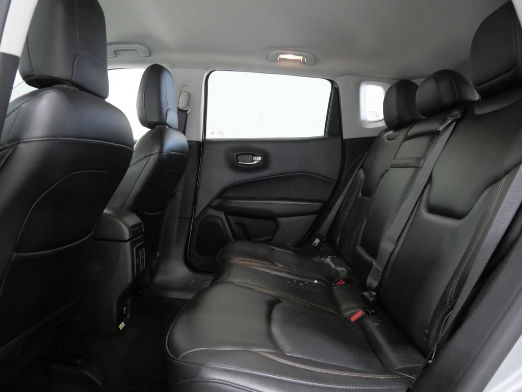 Used 2018 Jeep Compass Limited w/ Navigation Group AWD/4WD image 23
