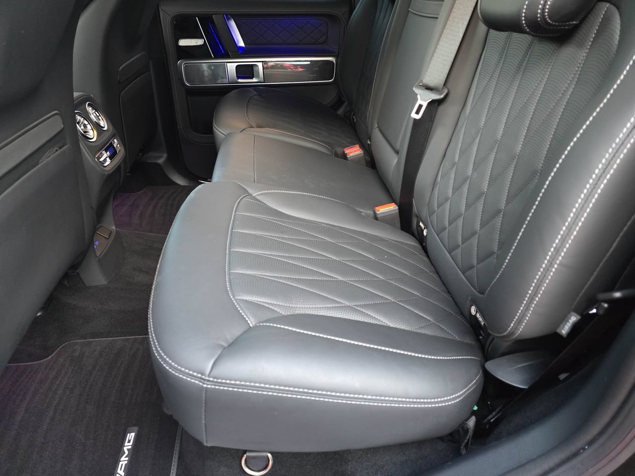 Used 2026 Mercedes-Benz G 63 AMG 4MATIC image 38