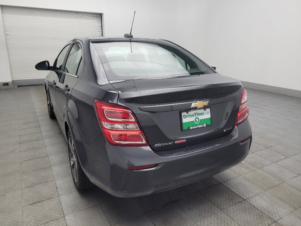 Used 2018 Chevrolet Sonic Premier w/ Driver Confidence Package FWD image 5