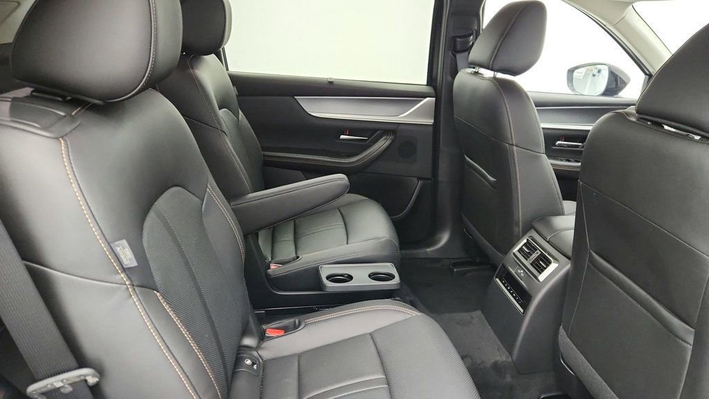 Used 2025 MAZDA CX-90 Plug-In Hybrid w/Premium Sport AWD/4WD image 25