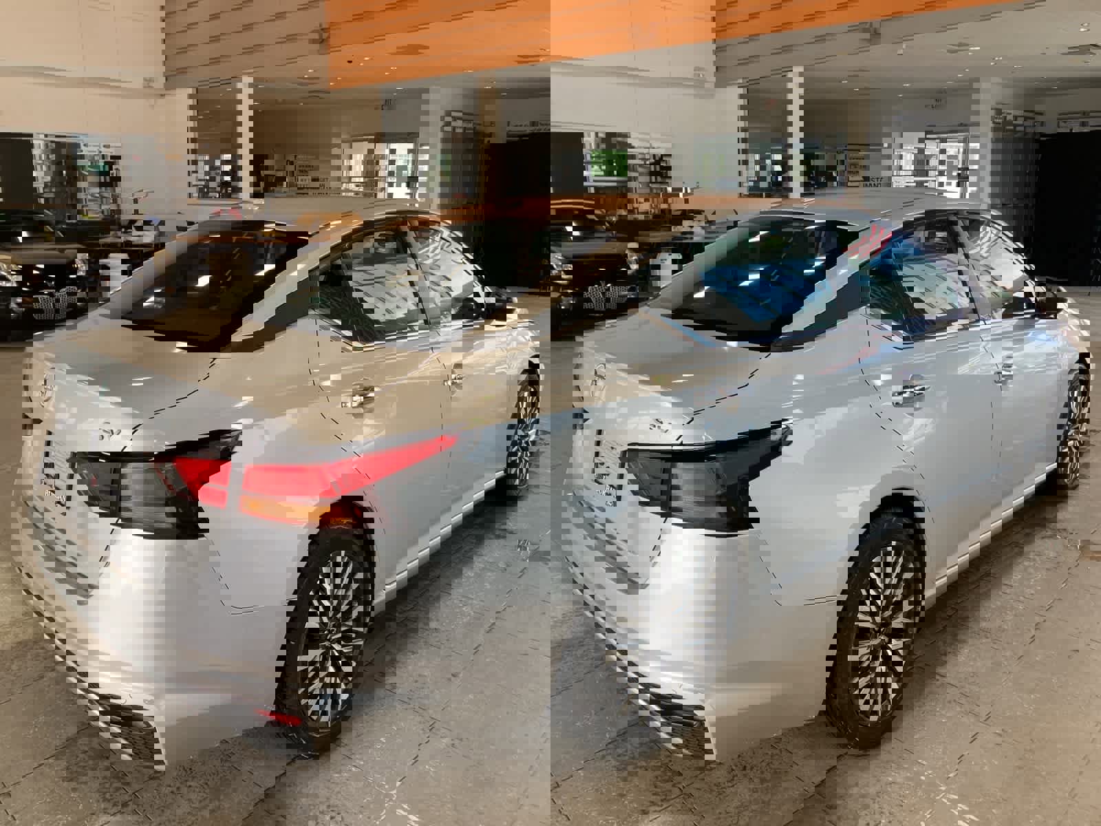 Used 2024 Nissan Altima 2.5 SV image 5