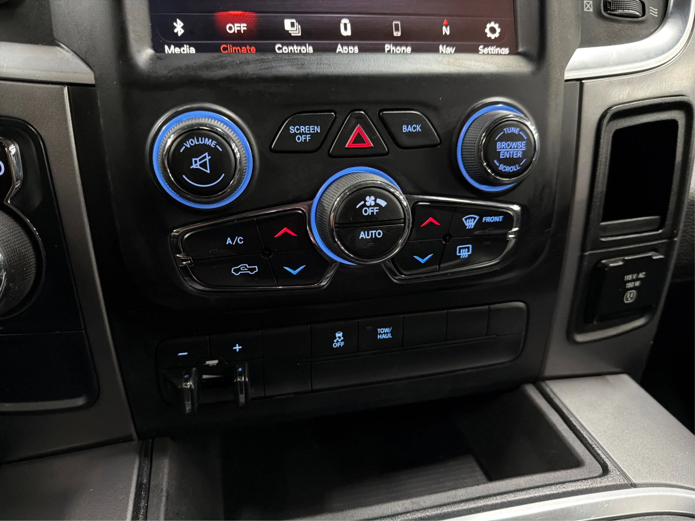 Used 2022 RAM 1500 Classic SLT w/ Trailer & Traction Group image 22