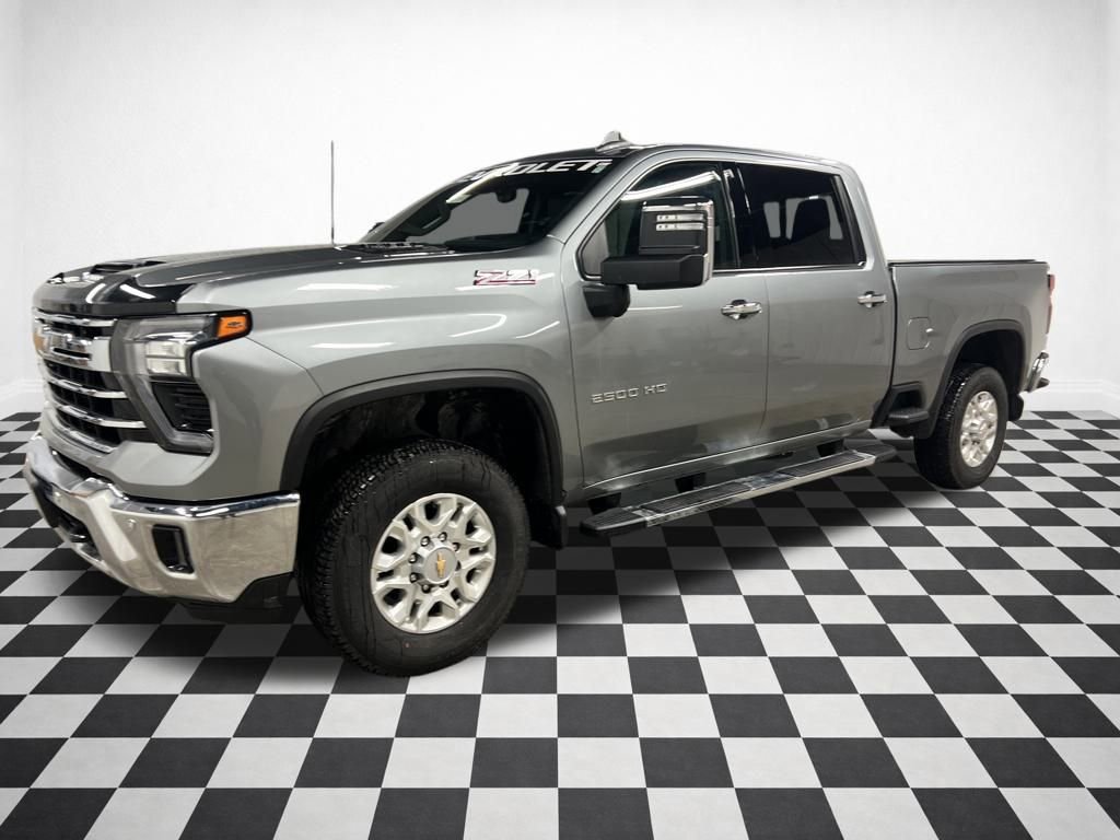 Certified 2024 Chevrolet Silverado 2500 LTZ w/ LTZ Premium Package image 5