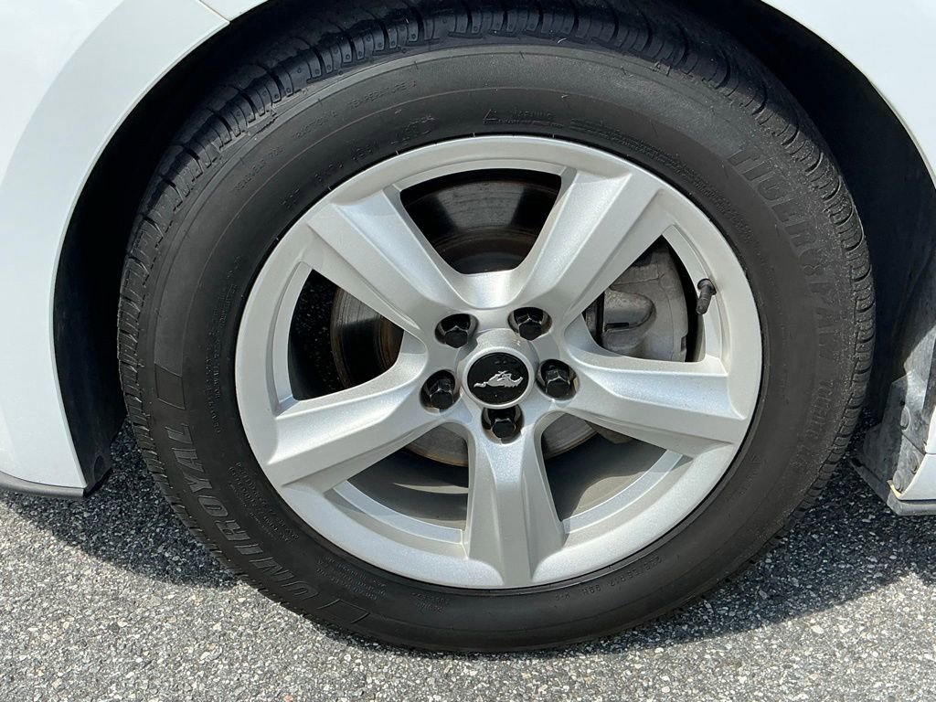 Used 2017 Ford Mustang Coupe image 17