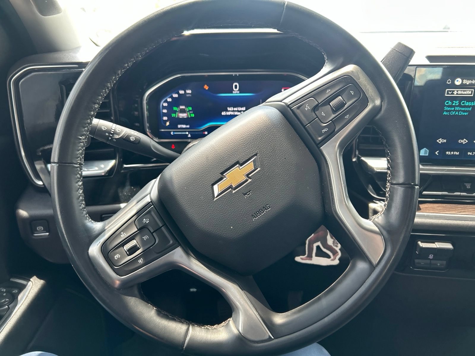 Used 2024 Chevrolet Silverado 2500 LT AWD/4WD image 15