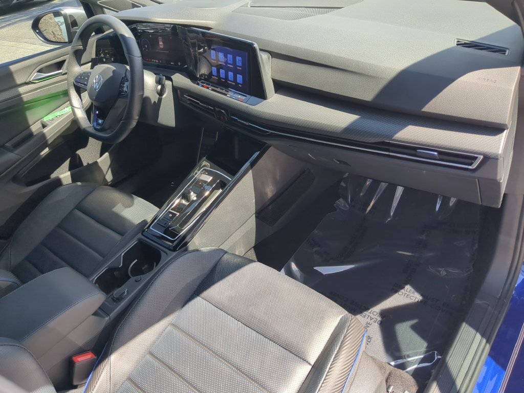 Certified 2024 Volkswagen Golf R AWD/4WD image 11