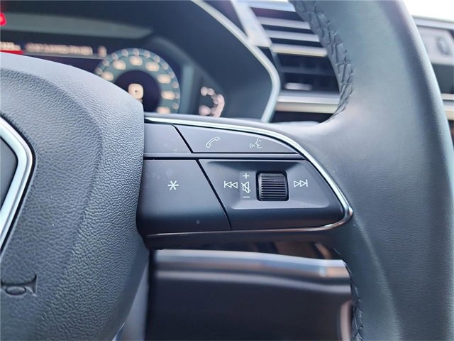 Certified 2025 Audi Q3 2.0T Premium image 16
