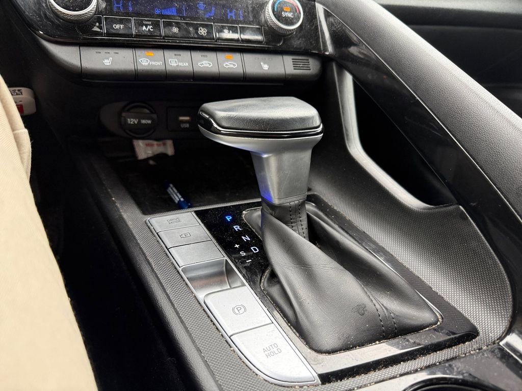 Used 2022 Hyundai Elantra SEL w/ Convenience + Premium Package image 19