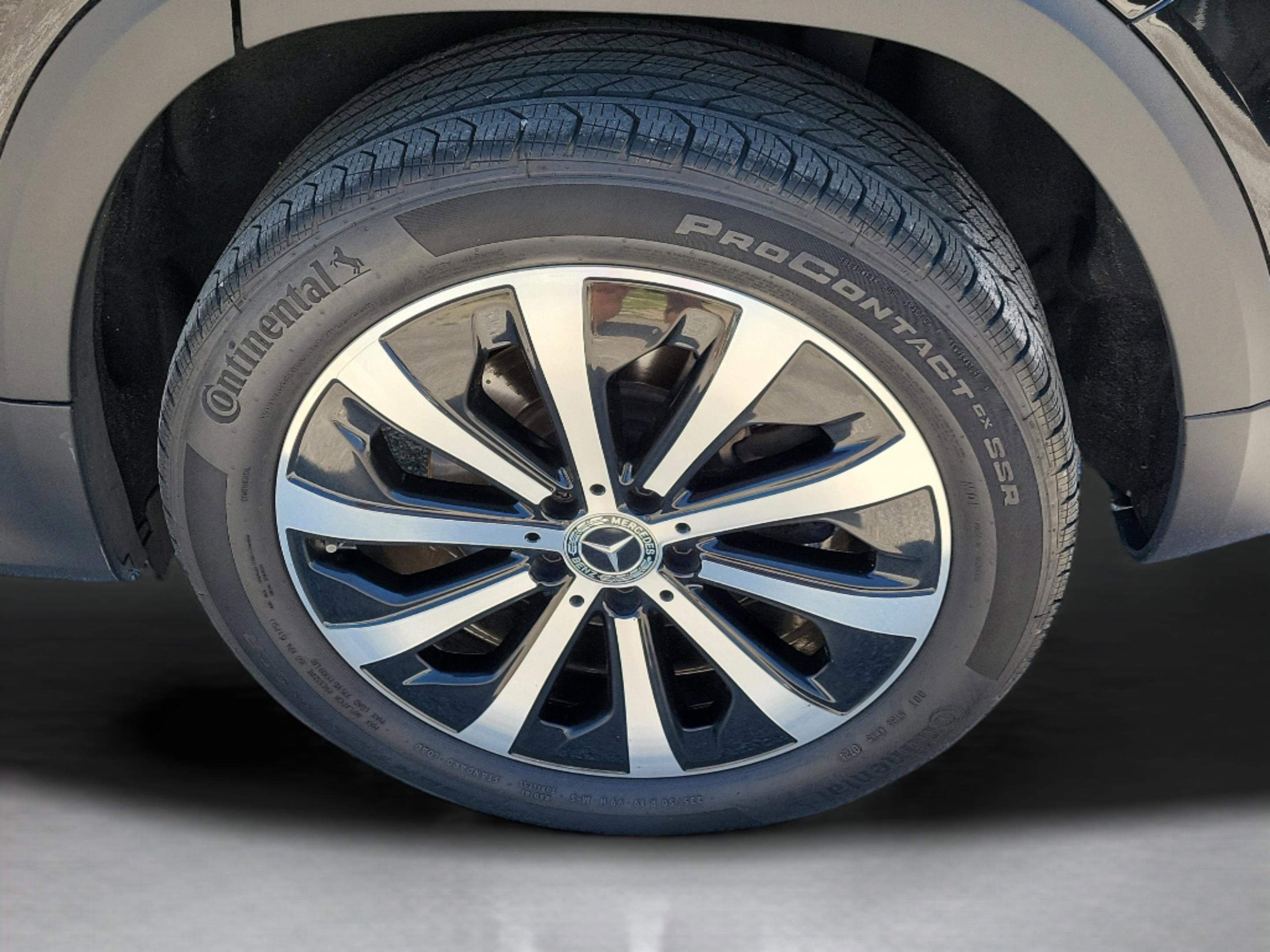 Certified 2022 Mercedes-Benz GLB 250 4MATIC image 5