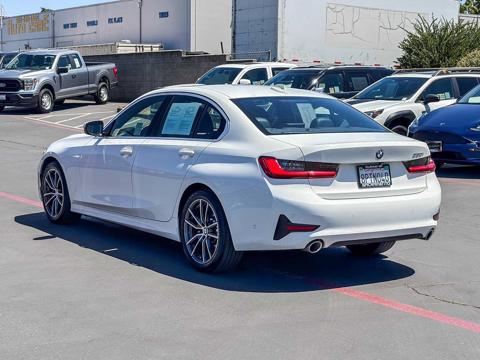 Used 2020 BMW 330i Sedan w/ Premium Package RWD image 3