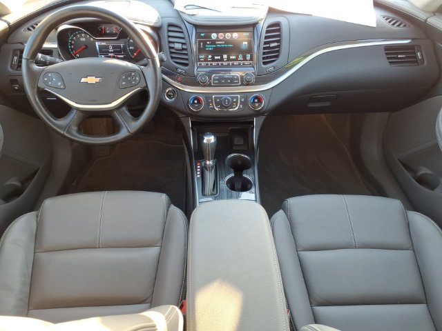 Used 2018 Chevrolet Impala LT w/ LT Leather Package FWD image 9