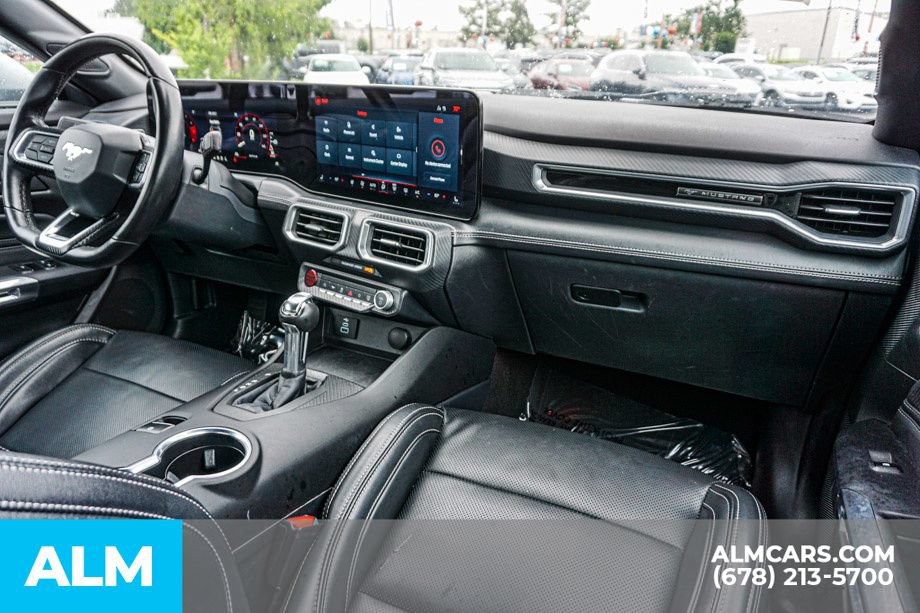 Used 2025 Ford Mustang Premium RWD image 24