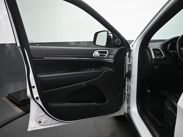 Used 2021 Jeep Grand Cherokee Limited image 12