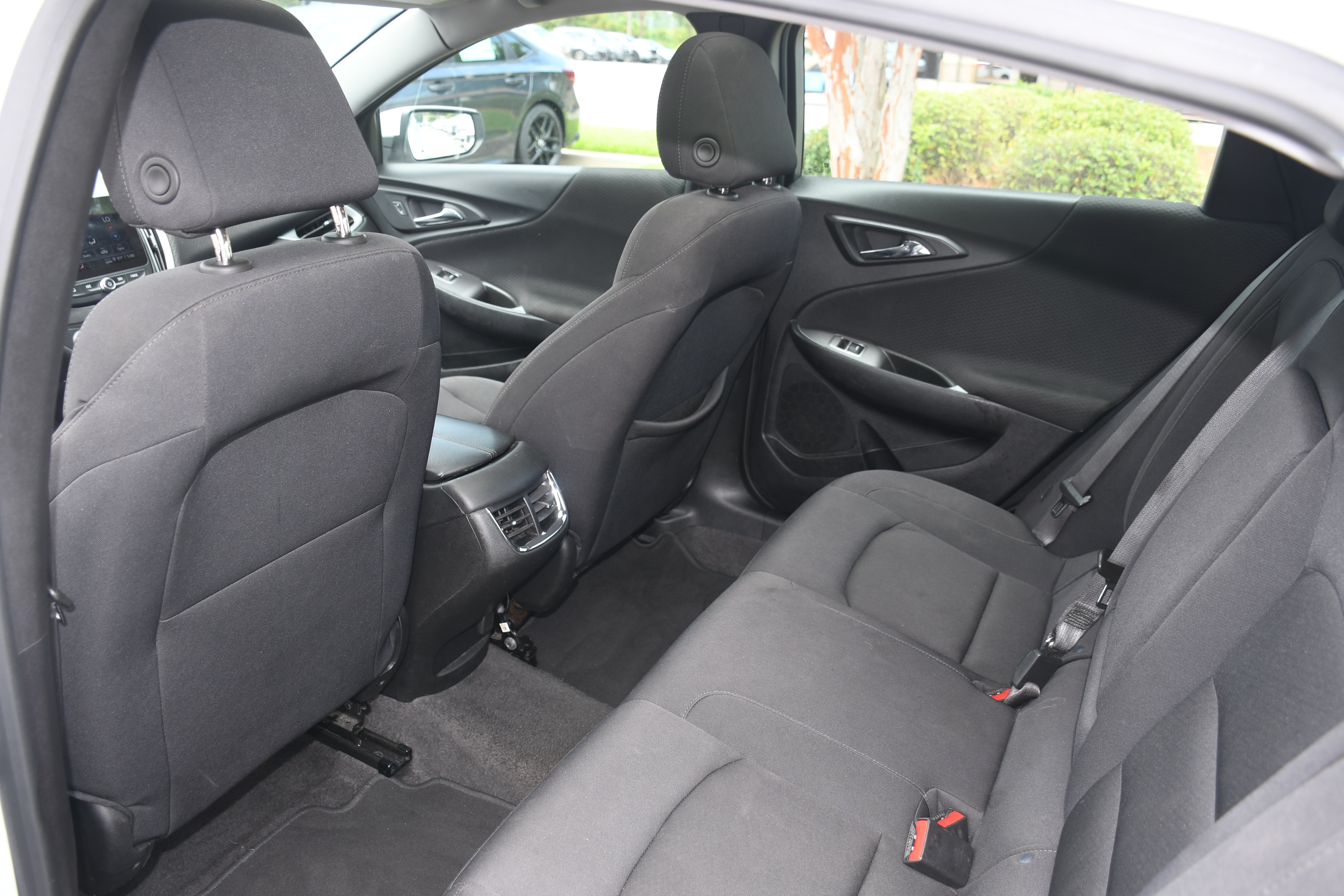 Used 2024 Chevrolet Malibu LT FWD image 13