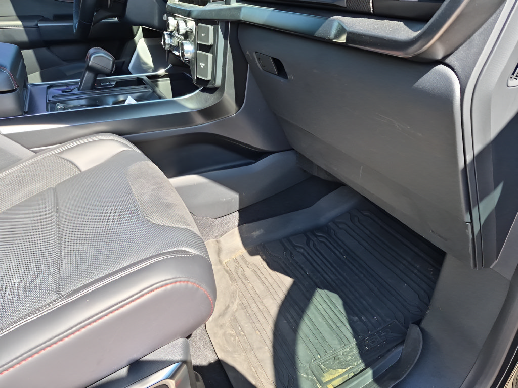 Used 2026 Ford F150 Raptor AWD/4WD image 37