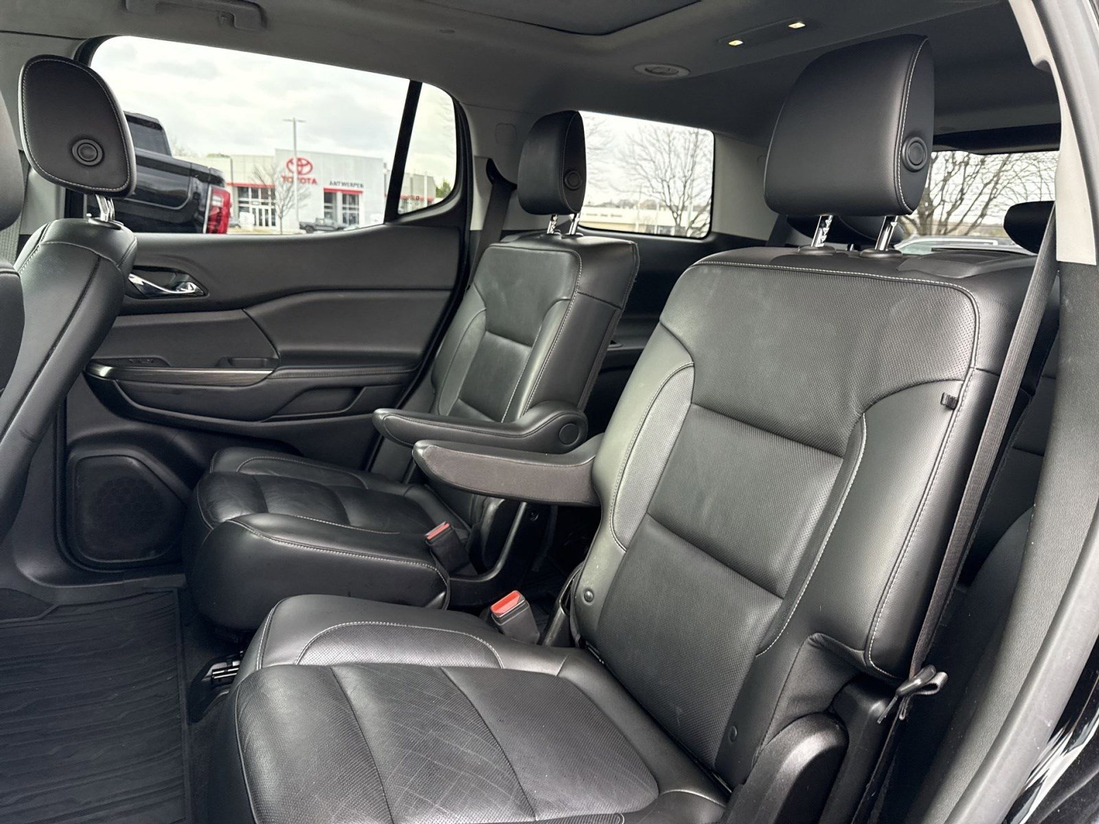 Used 2019 GMC Acadia SLT image 21