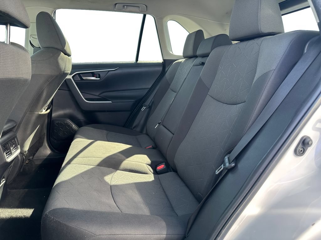 Used 2022 Toyota RAV4 XLE w/ Convenience Package AWD/4WD image 15