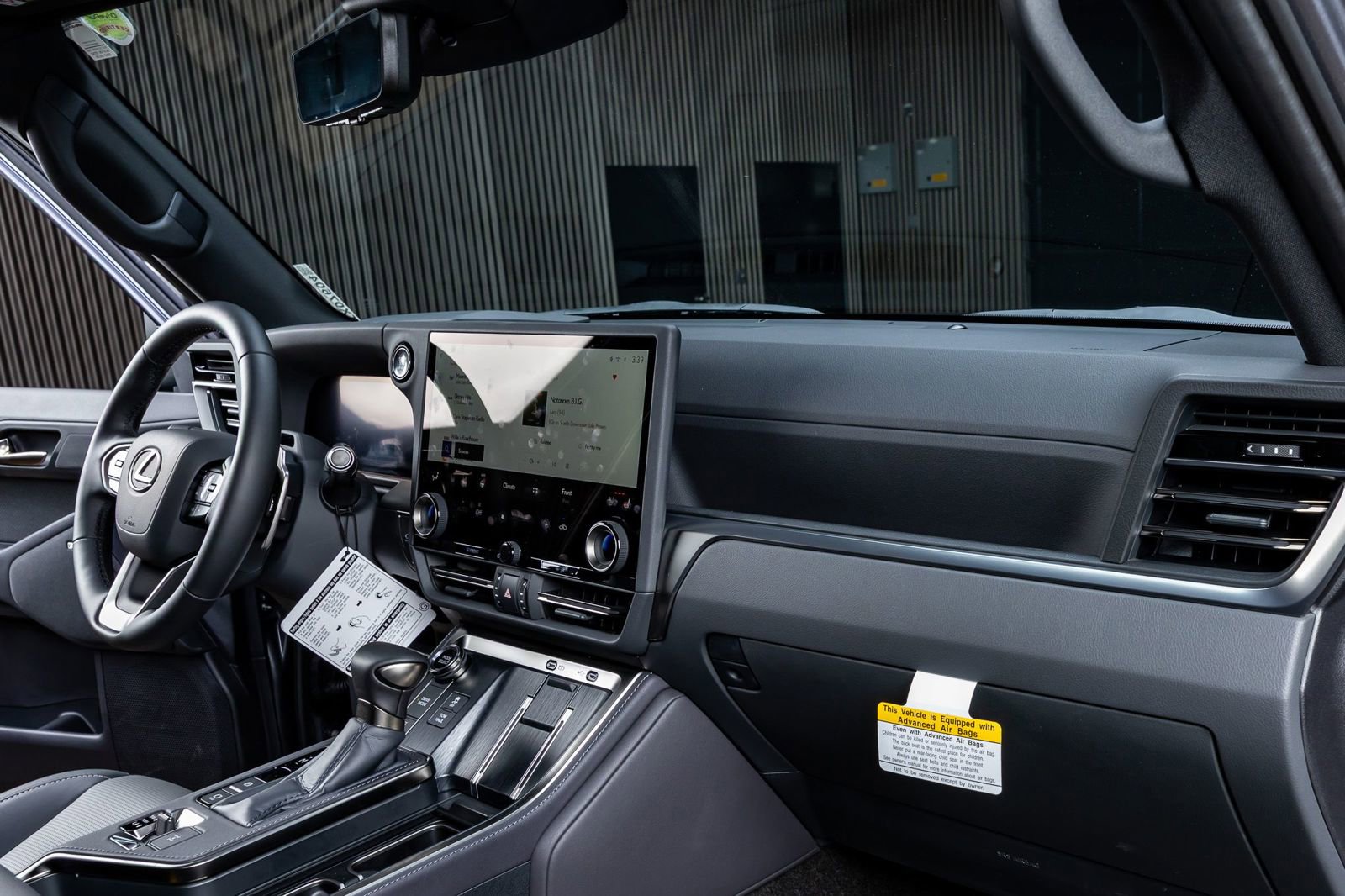 Used 2025 Lexus GX 550 image 18