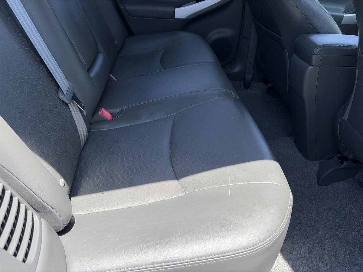 Used 2011 Toyota Prius Four w/ Solar Roof Pkg FWD image 21