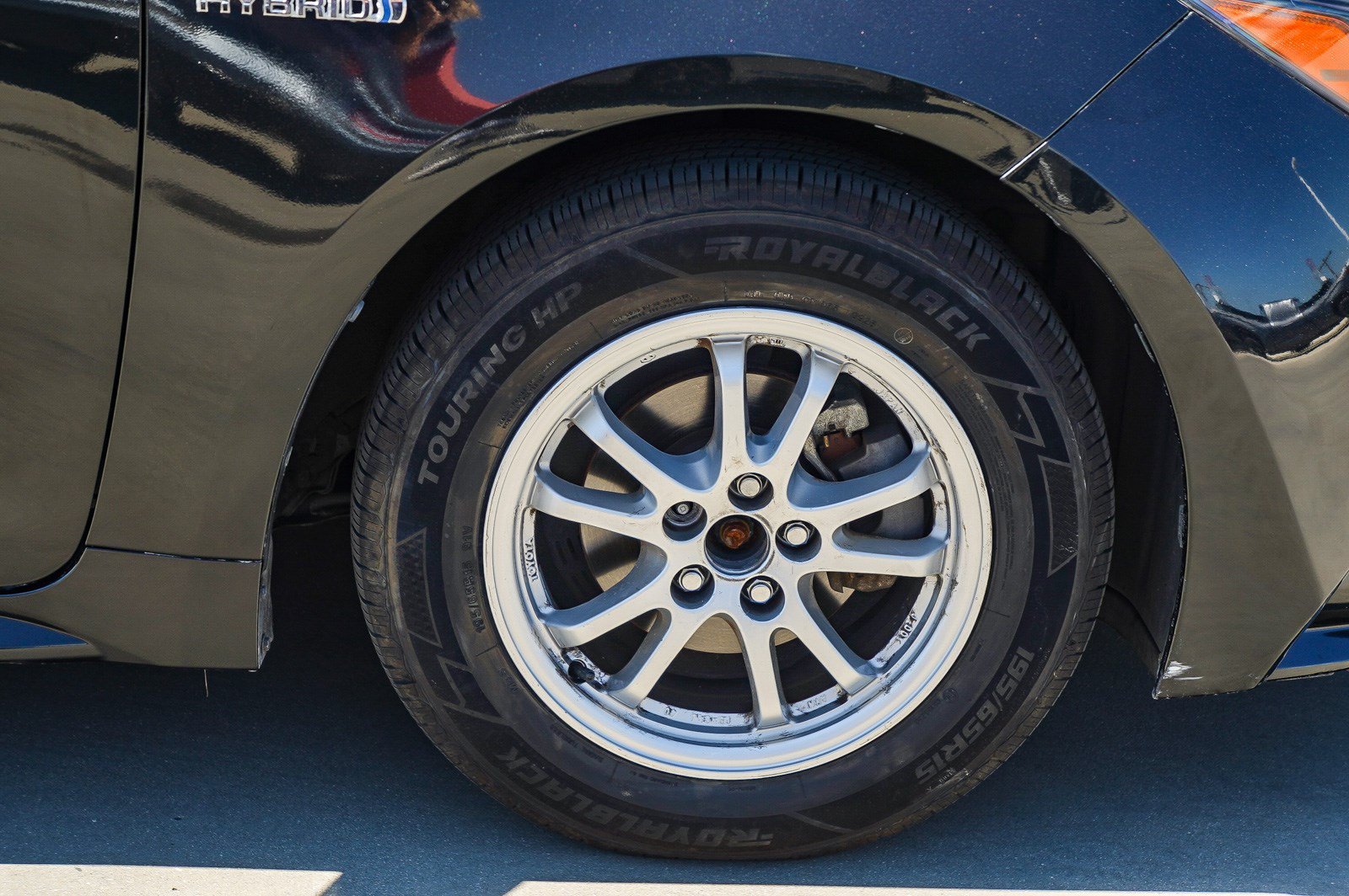 Used 2021 Toyota Corolla LE w/ Carpet Mat Package (TMS) FWD image 11
