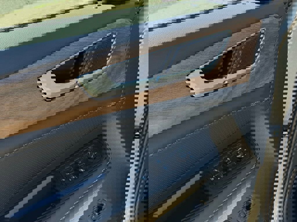 New 2026 Volkswagen Atlas SE image 15