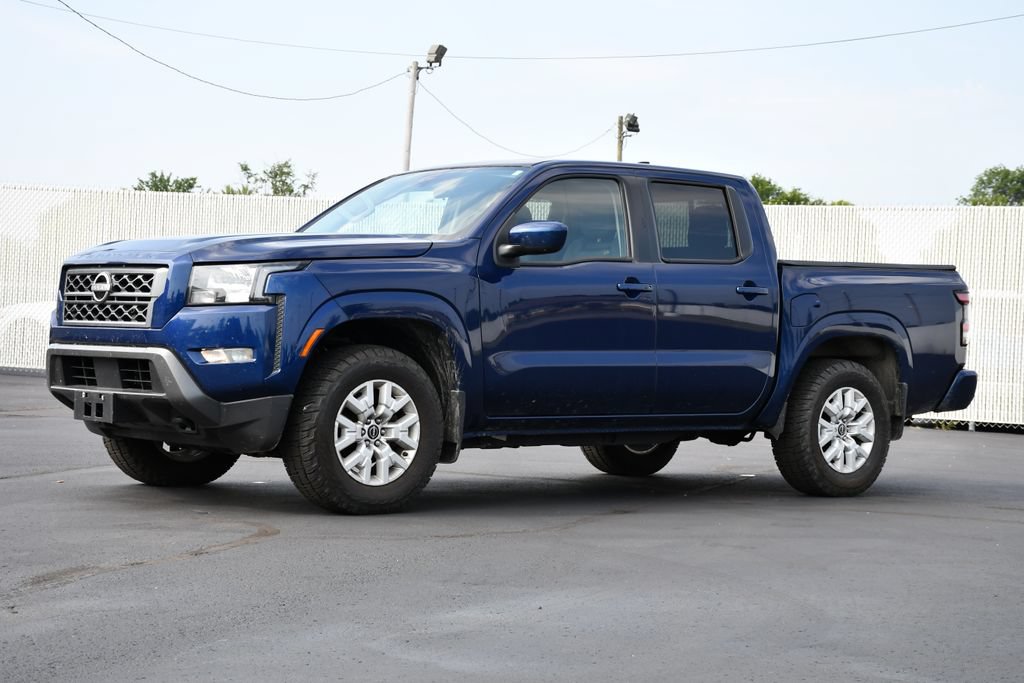 Used 2022 Nissan Frontier SV AWD/4WD image 3