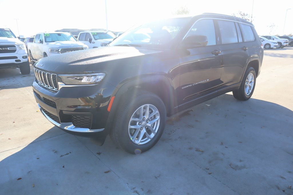 New 2025 Jeep Grand Cherokee L Laredo w/ Luxury Tech Group I image 10