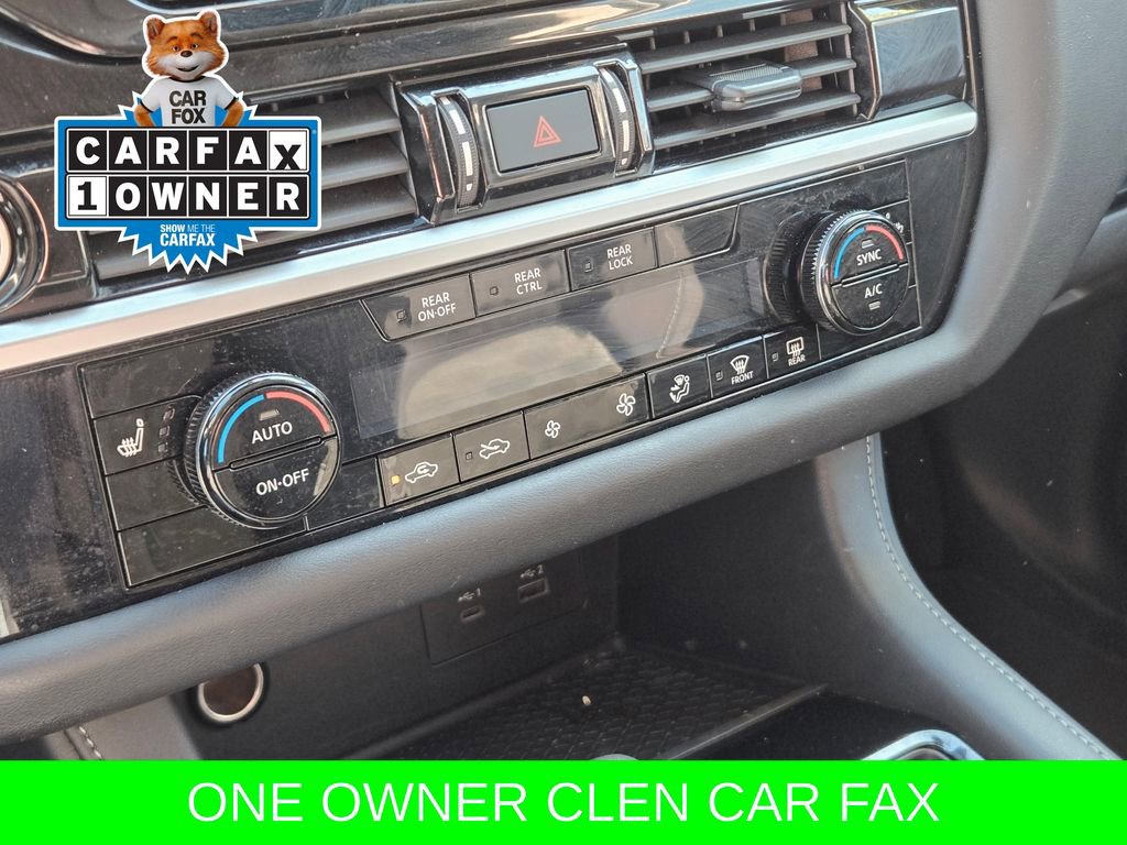 Used 2024 Nissan Pathfinder SV image 16