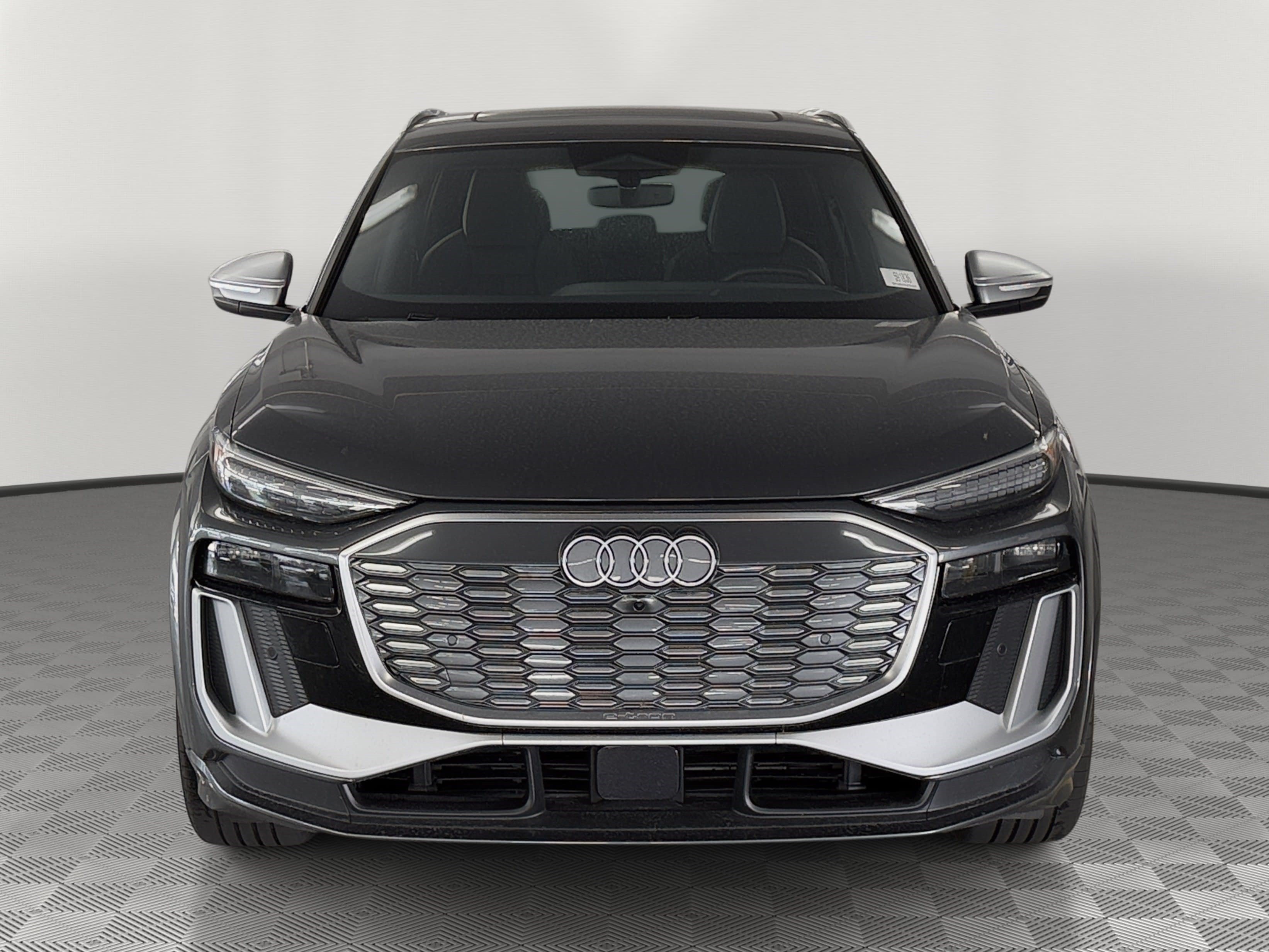 Certified 2025 Audi SQ6 e-tron Prestige w/ 21" Wheel Package AWD/4WD image 6