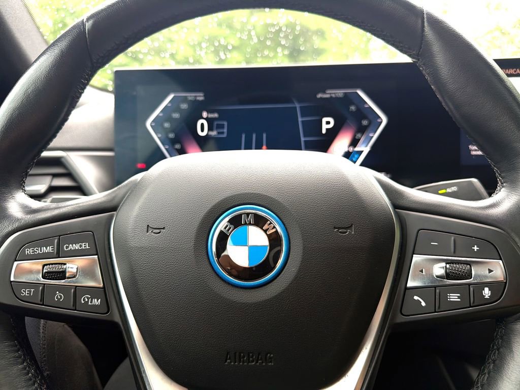 Used 2023 BMW i4 eDrive35 w/ Premium Package RWD image 20