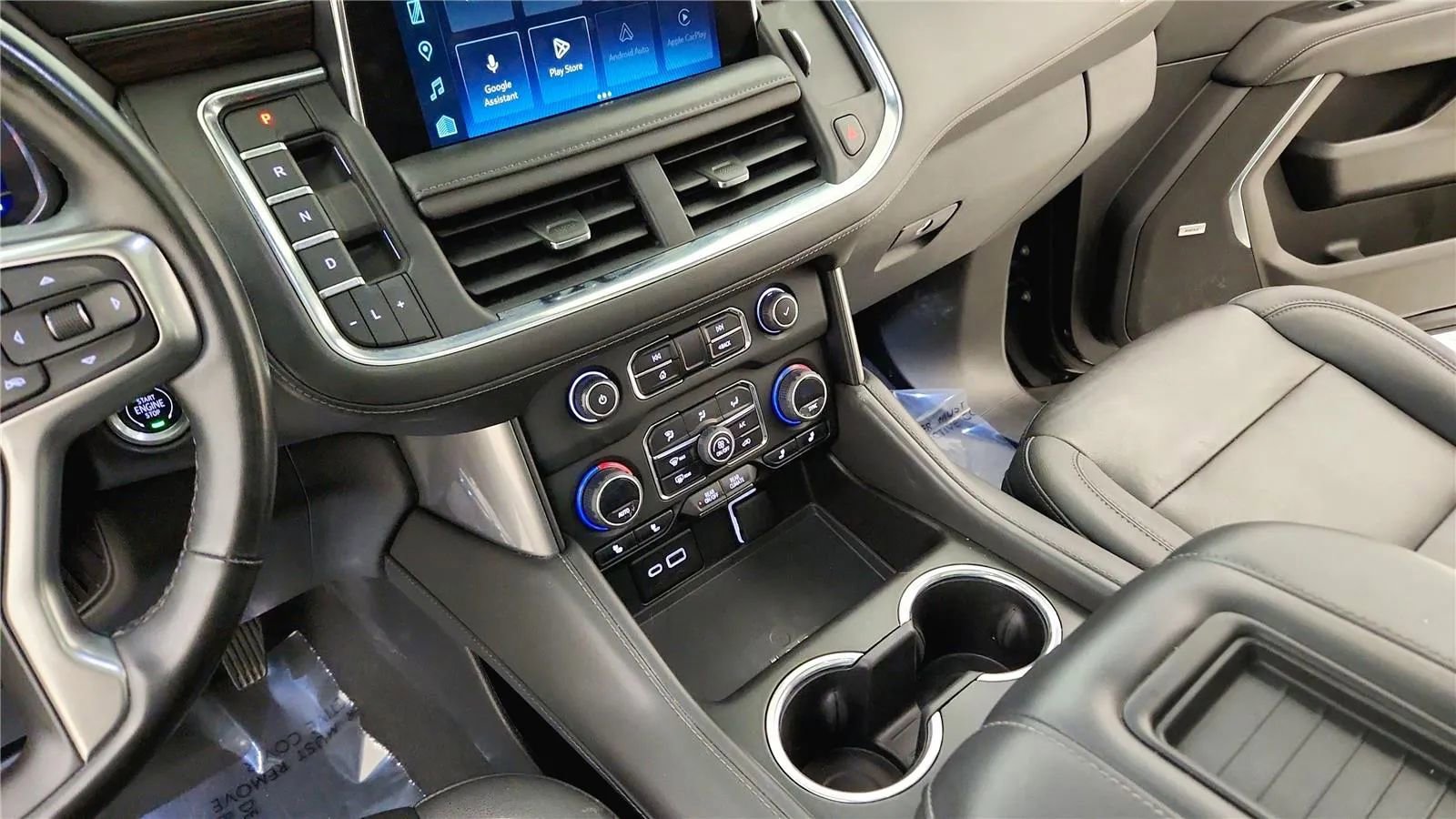 Used 2023 Chevrolet Tahoe Z71 w/ Luxury Package AWD/4WD image 40