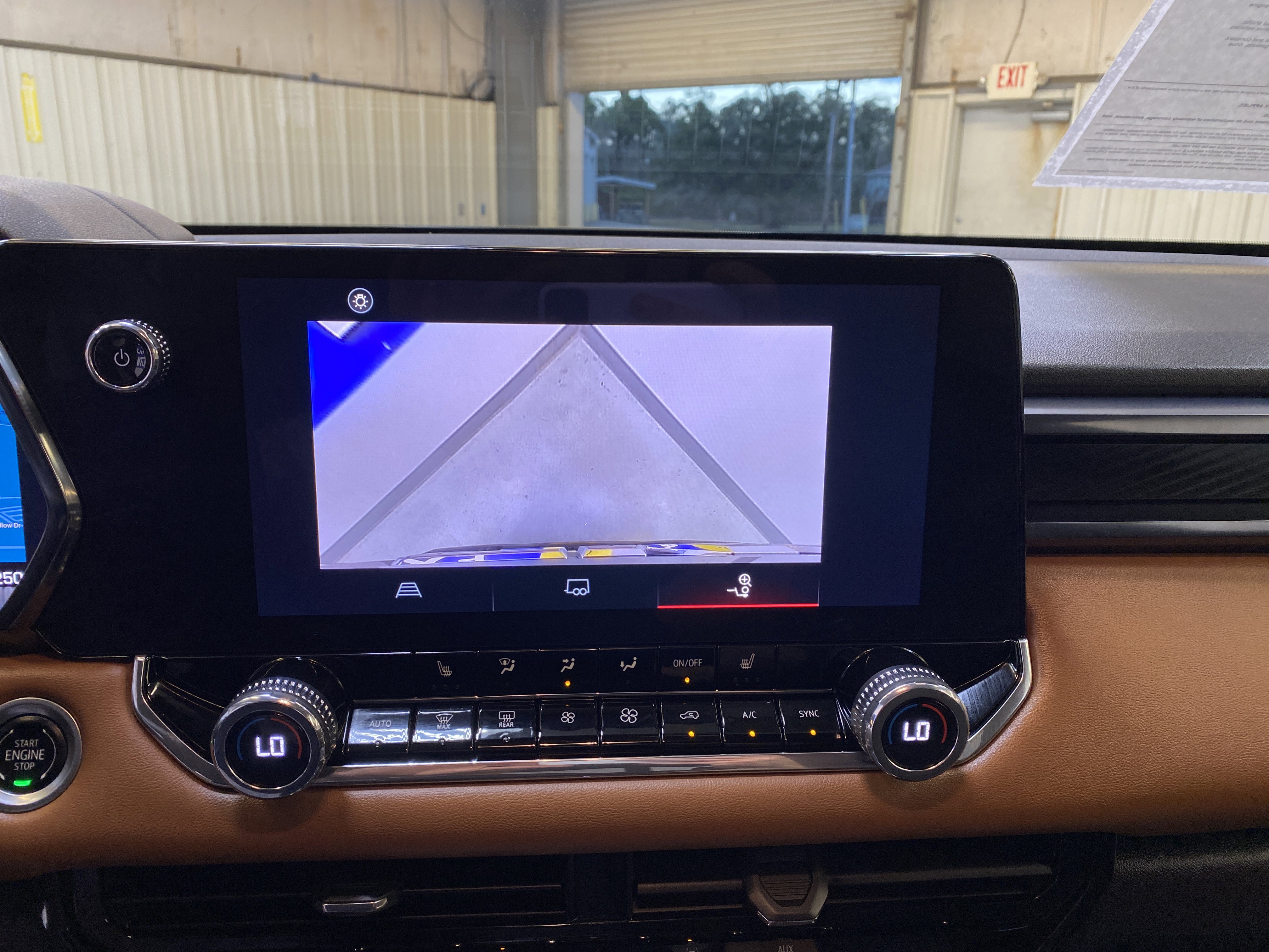 Used 2024 GMC Canyon AT4 image 41