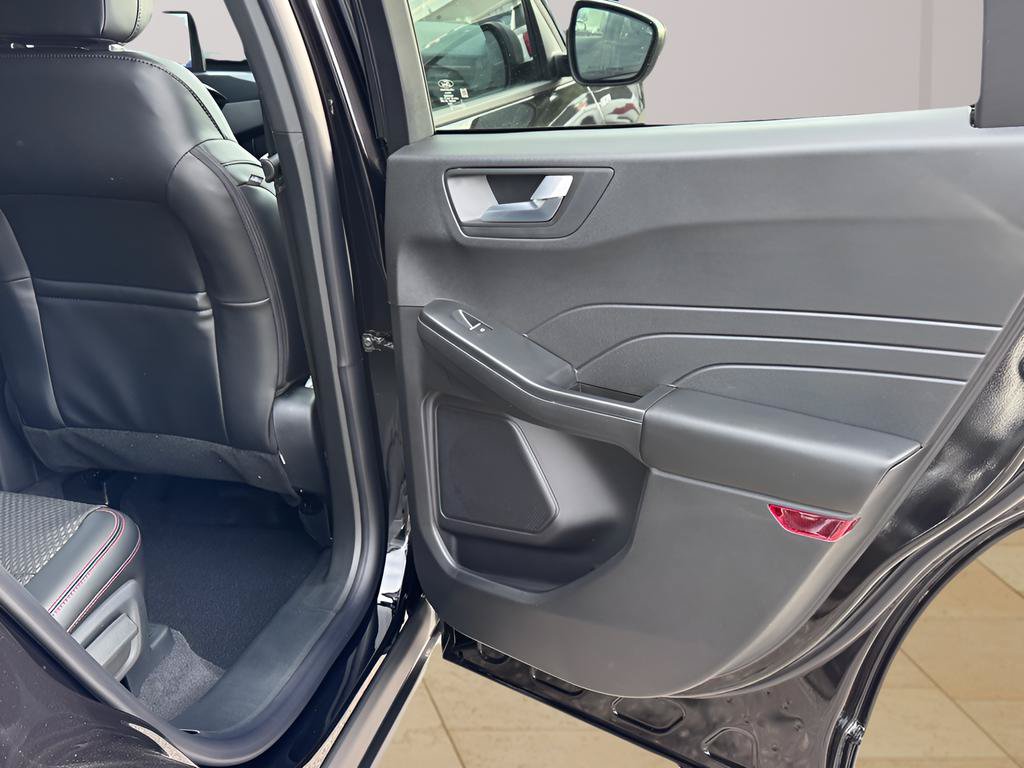 New 2026 Ford Escape ST-Line w/ Cold Weather Package FWD image 29