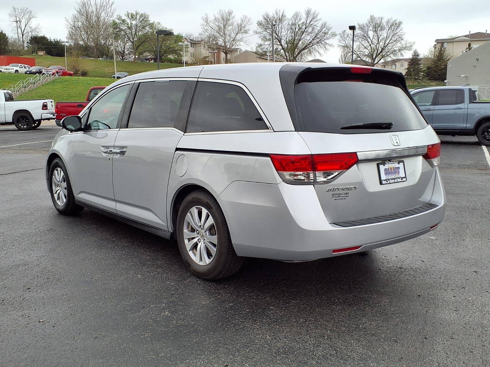 Used 2015 Honda Odyssey EX image 3