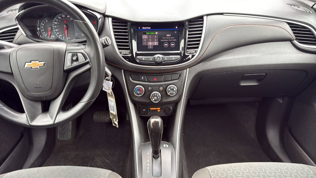 Used 2020 Chevrolet Trax LS image 16