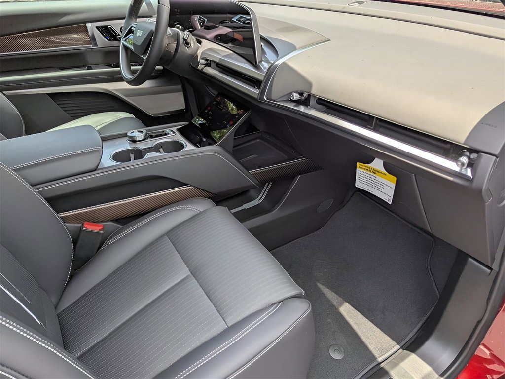 New 2026 Cadillac Vistiq Sport image 18