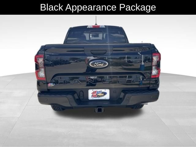 Used 2025 Ford Ranger Lariat w/ Black Appearance Package AWD/4WD image 7