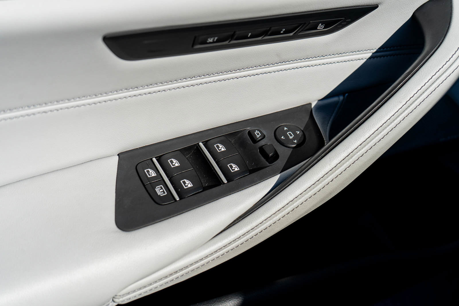 Used 2021 BMW M5 w/ Executive Package image 43