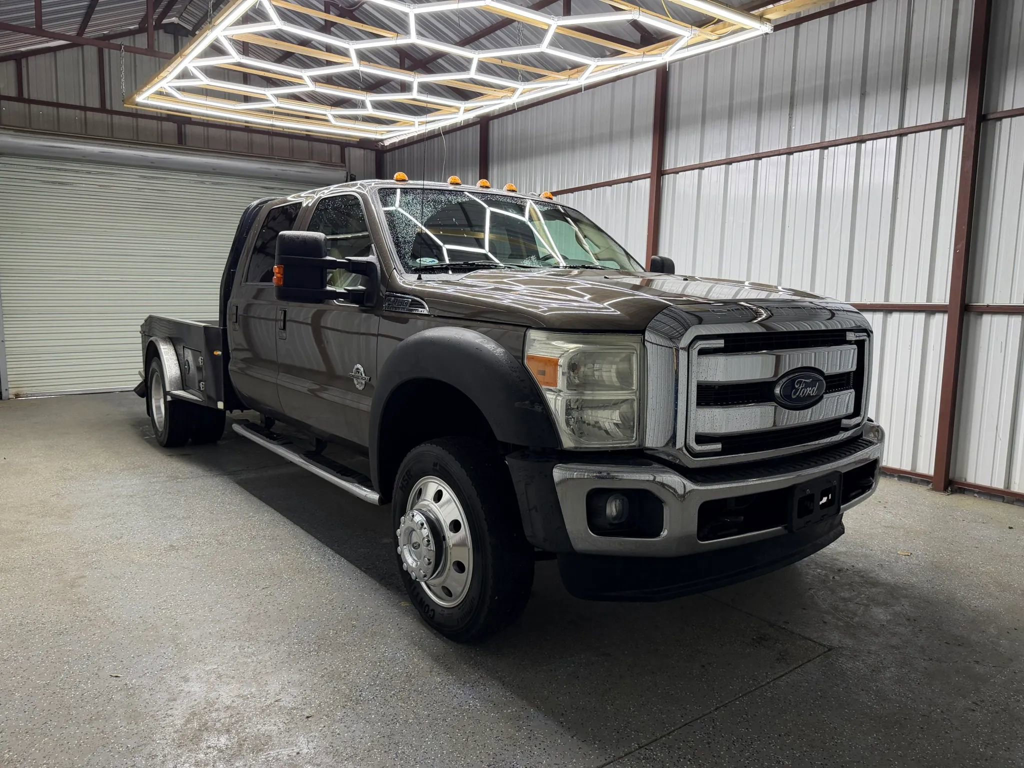 Used 2015 Ford F450 Lariat w/ Lariat Interior Package RWD image 1