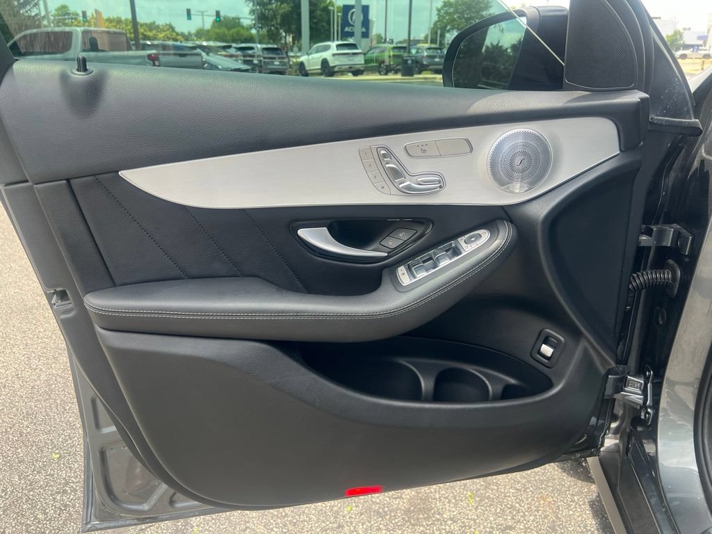 Used 2021 Mercedes-Benz GLC 300 w/ AMG Line image 11