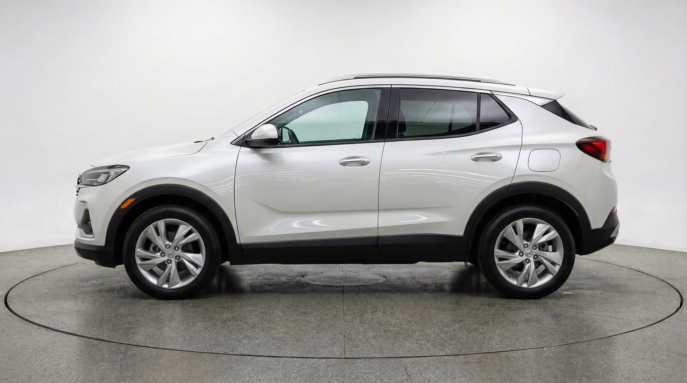 Used 2025 Buick Encore GX Preferred image 5